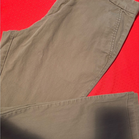 Old Navy Gray Chinos Classic Style - Picture 4 of 6